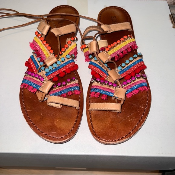 Colorful Wrap-around Strap Sandals - Picture 2 of 11